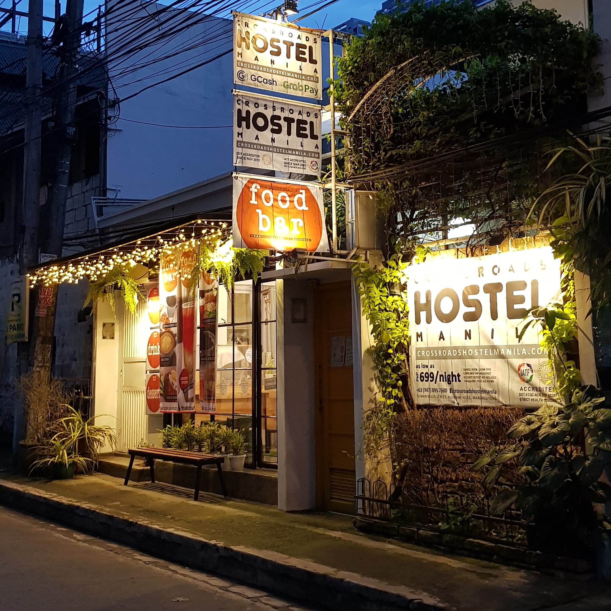 CROSSROADS HOSTEL MANILA