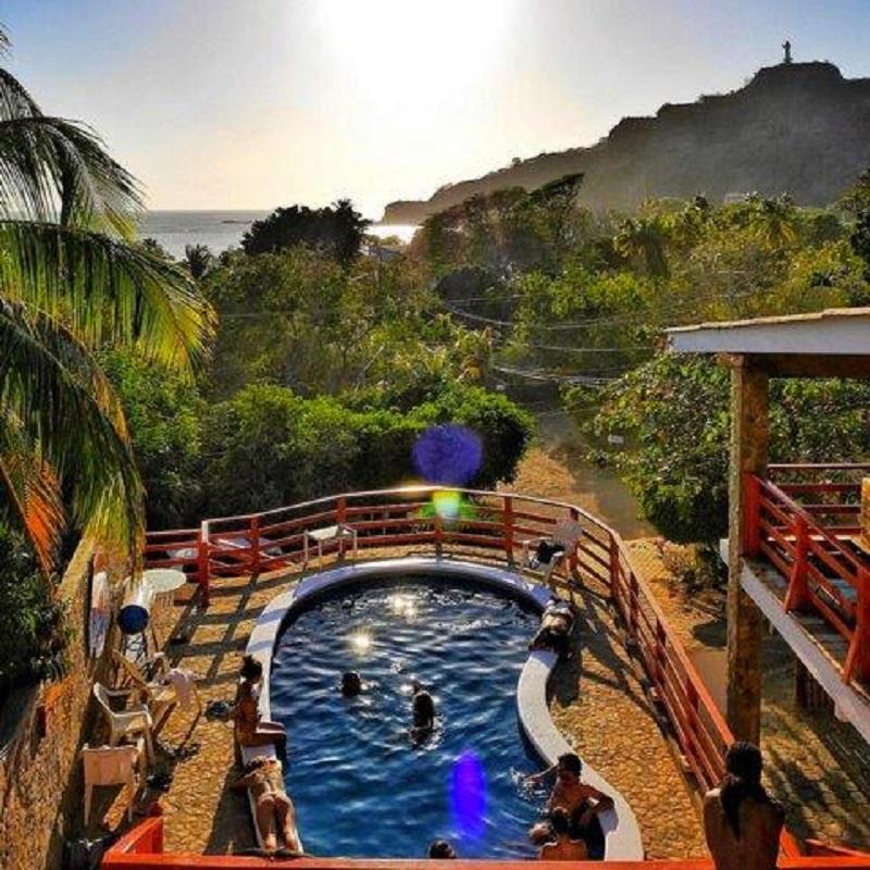 Hola Ola Hostel