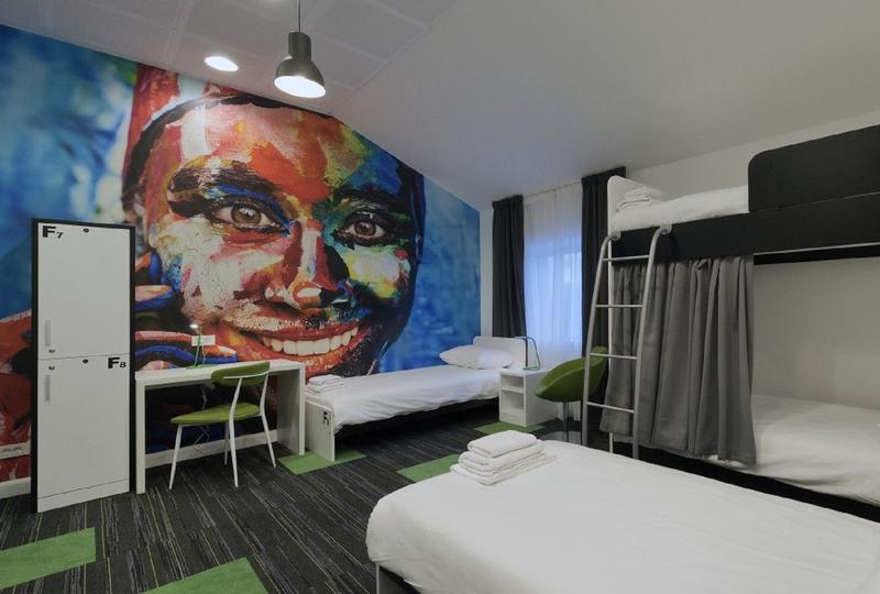 Hostel 365 For U