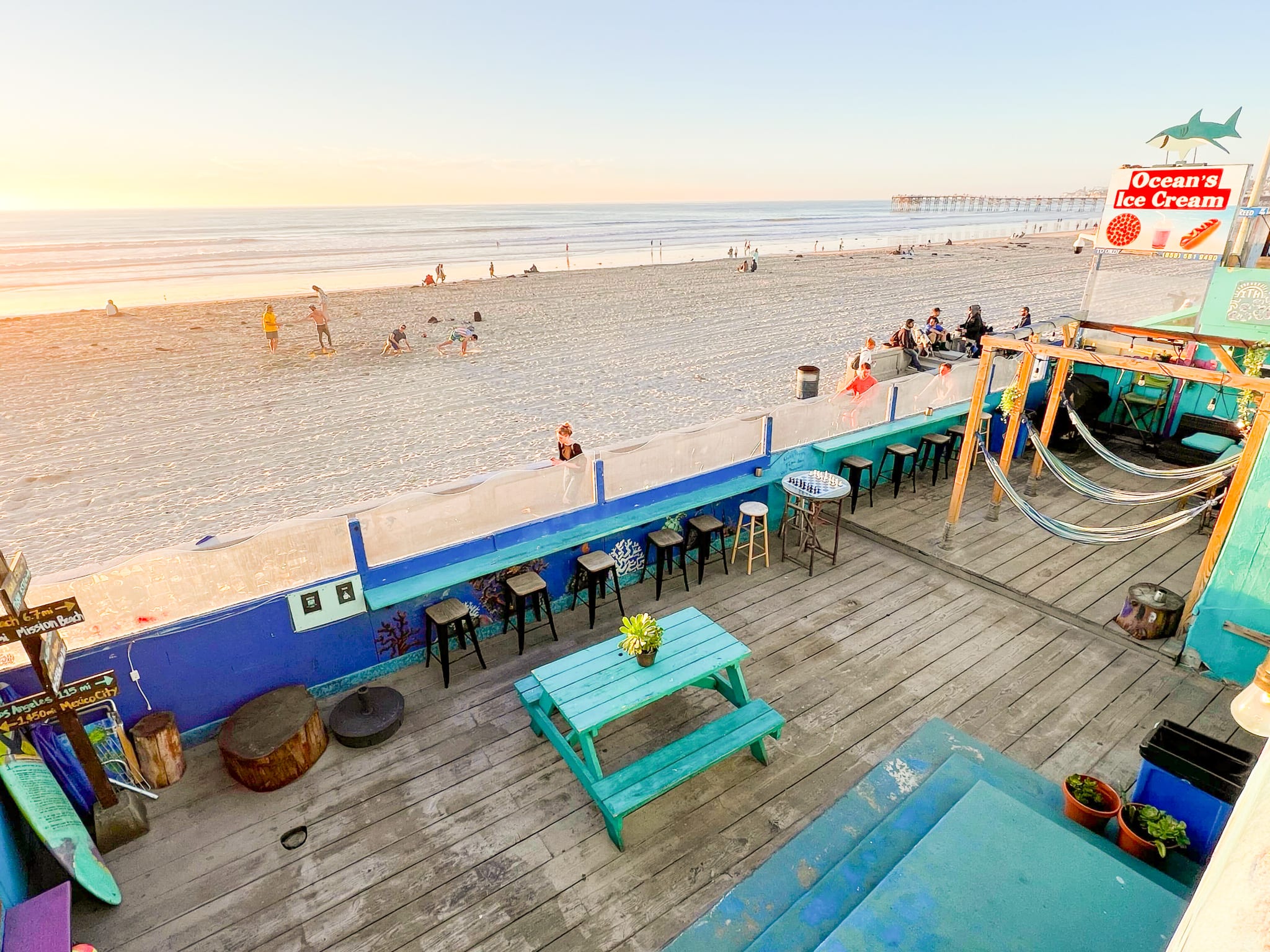 ITH Beach Bungalow Surf Hostel