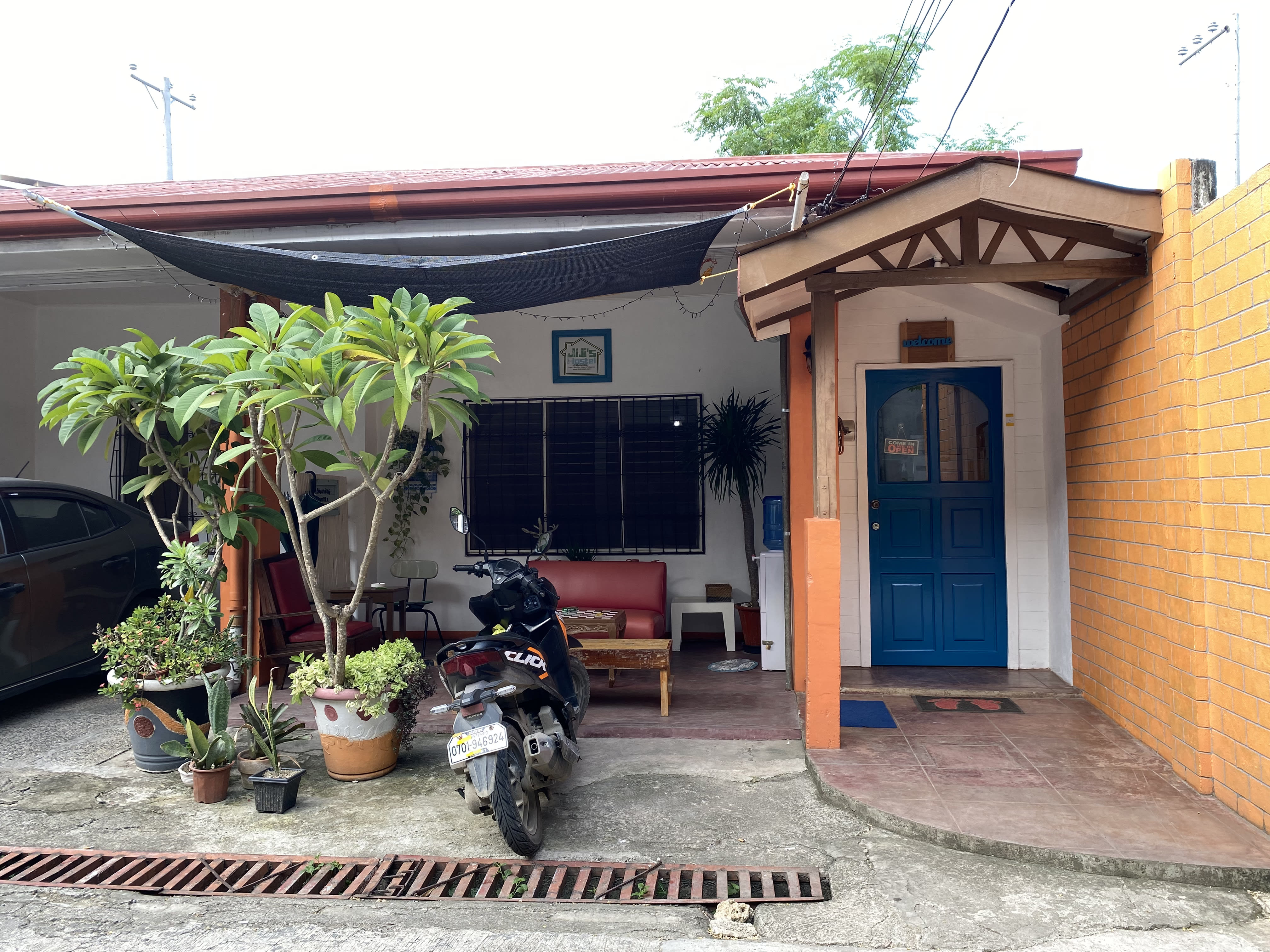 Jiji's Hostel