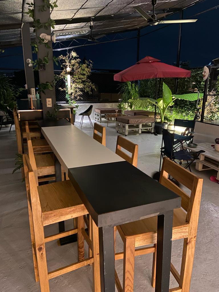 Lime Lite Manila Hostel