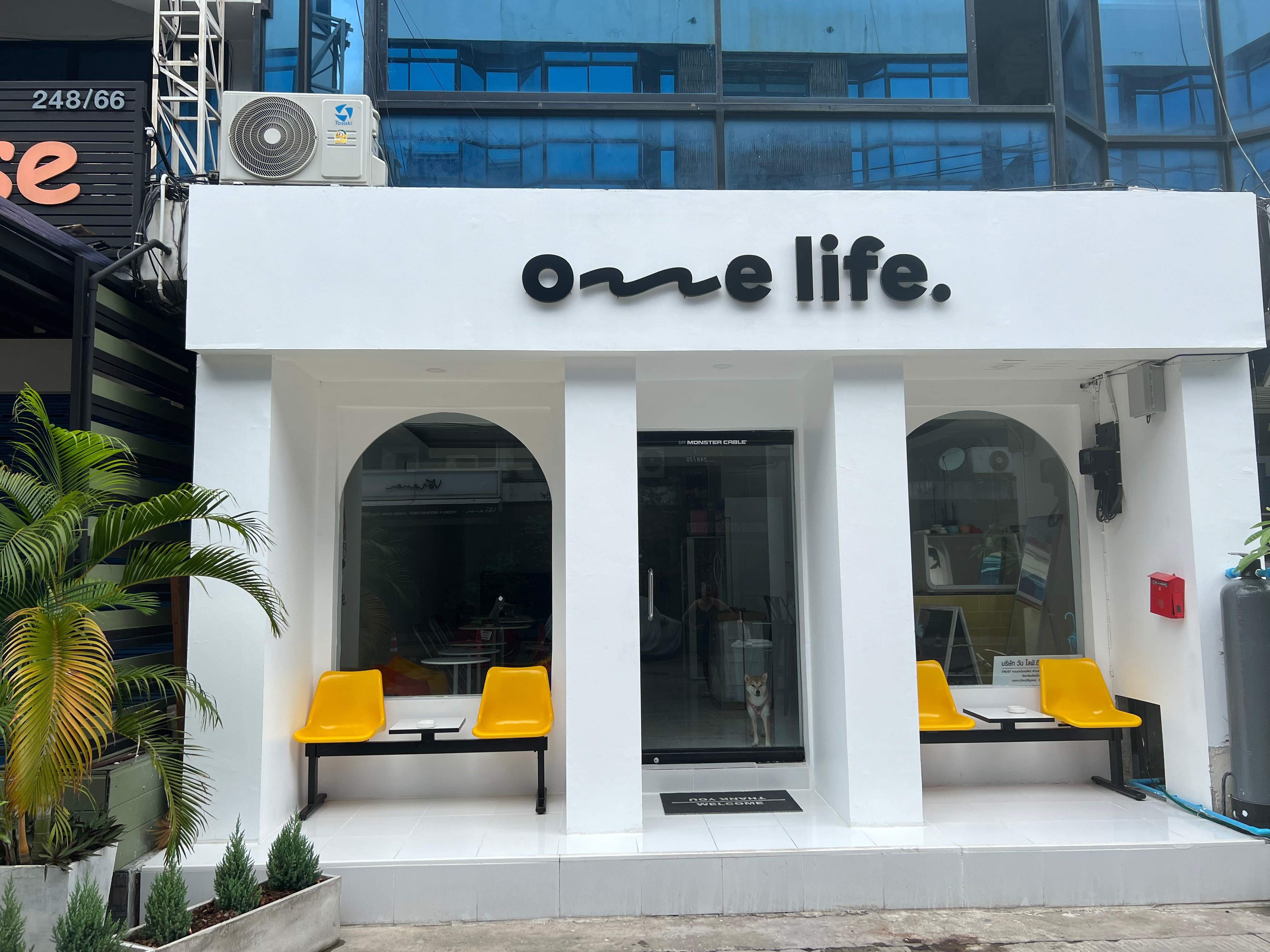 One life Hostel