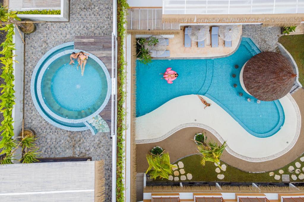 Roomates Surf Camp Canggu by Ini Vie Hospitality