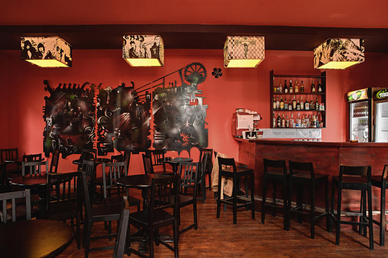 Wonderland Hostel