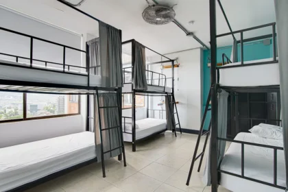 2019-07-26-_Selina_Medellin_Small_Community_Room_6_003