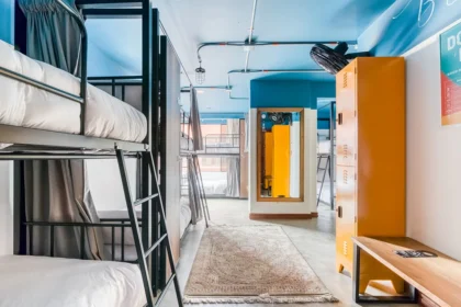 2019-08-17-_Selina_Bogota_Chapinero_8_Bed_Community_Room_Meero_008