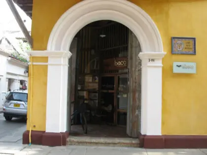 Ábaco Libros y Café 1