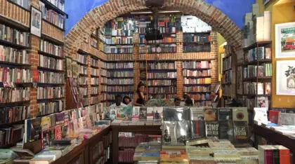 Ábaco Libros y Café 2