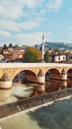 Bosnia-and-Herzegovina-sarajevo-defne-kucukmustafa-isviFCTOqrY-unsplash
