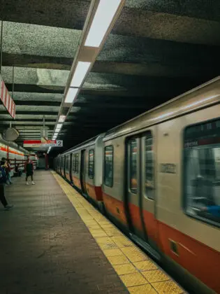 Boston, United States - jorge-ramirez-VadCi9b4hbo-unsplash
