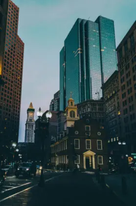 Boston, United States - kelly-sikkema-sxnuzW9ZWu0-unsplash