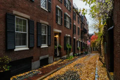 Boston, United States - matt-collamer-UpYF6ibFud0-unsplash