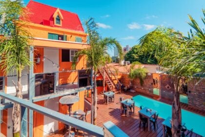 F&F Hostel 12