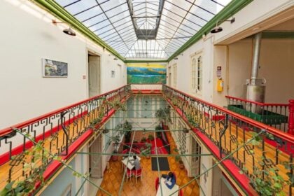 Hostel R10 24