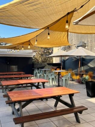 Merced 88 Hostel & Cowork 25