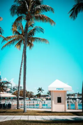 Miami, United States - jonne-zju1vbKChhI-unsplash