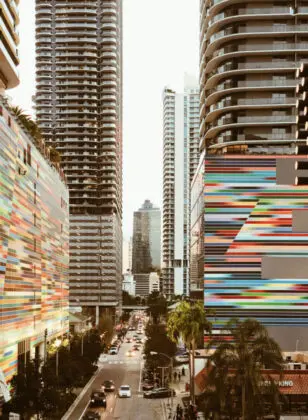 Miami, United States - pili-gonzalez-prieto-uhIhF7iKpBE-unsplash