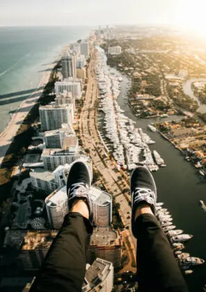 Miami, United States - redcharlie-fCRFjmM8Ll4-unsplash