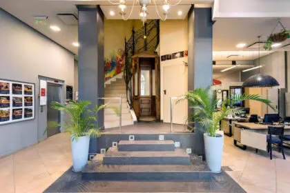 Milhouse Hostel Avenue 23