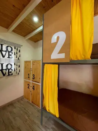 Mora Hostel 28