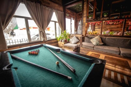 Oshovia Hostel 23