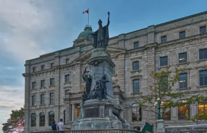 Québec City, Canada - pascal-bernardon-Y05MFysIy6E-unsplash