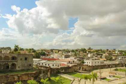 Santo Domingo, República Dominicana - yi-wei-r-YpH_-pd34-unsplash