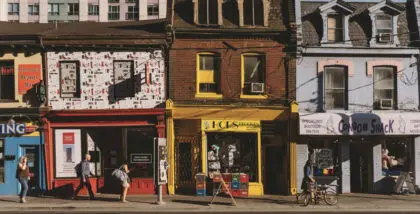 Toronto, Canada - scott-webb-ICypnq9qZH8-unsplash