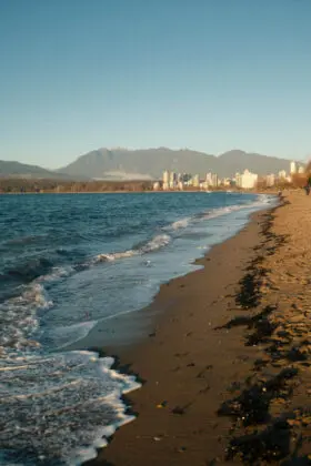 Vancouver, Canada - cin-PJvD1pJ9jg0-unsplash