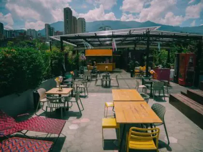 Viajero Hostel Medellín & Rooftop Bar 2
