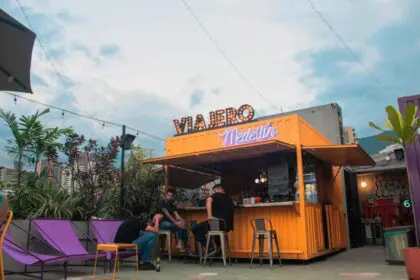 Viajero Hostel Medellín & Rooftop Bar 3