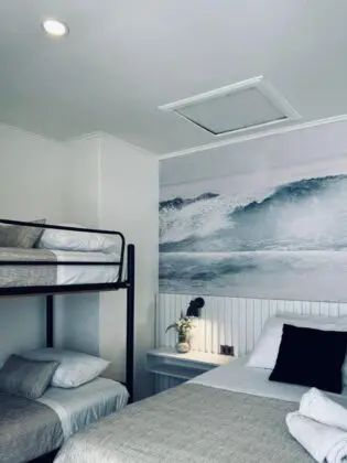 Yogi Hostel Boutique 32