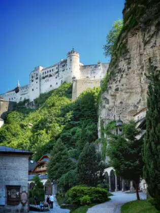 austria-salzburg-victor-malyushev-QGM7dLXRM-I-unsplash