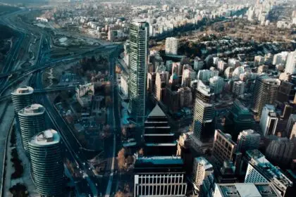chile-santiago-caio-silva-5W8fDb8f89s-unsplash