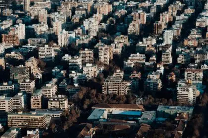 chile-santiago-caio-silva-7gXkAx9vo6U-unsplash