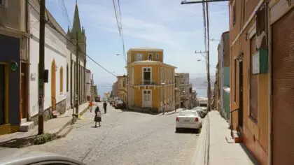 chile-valparaiso-celso-costa-h3DugKnsSr0-unsplash