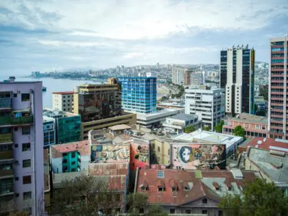 chile-valparaiso-david-vives-56oZWeuUnpI-unsplash