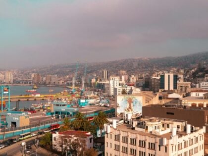 chile-valparaiso-felix-warmuth-6wbCgB-oThE-unsplash