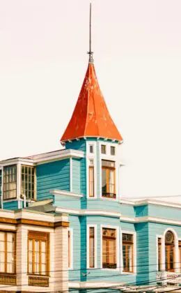 chile-valparaiso-luckas-spalinger-Blcun2oAtaw-unsplash