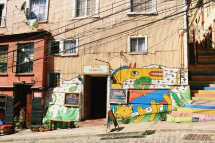 chile-valparaiso-pepe-cast-zam-hFqmVjEBkXE-unsplash