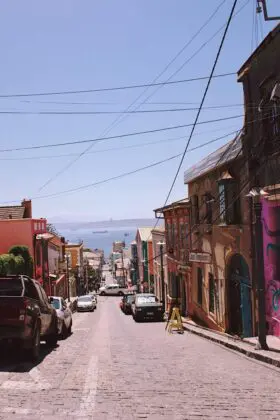 chile-valparaiso-zsofia-vera-yqGIsM-Tn0Y-unsplash