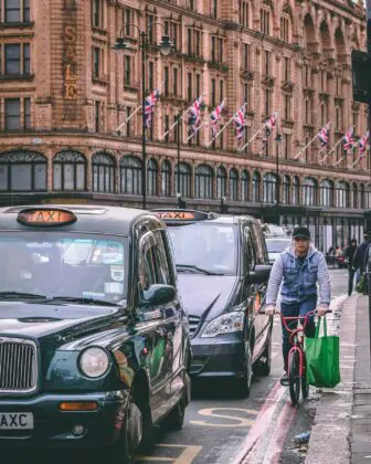 england-london-arthur-osipyan-o4fdkf8ySn0-unsplash
