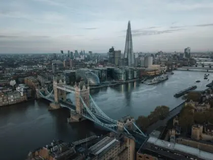 england-london-charlie-harris-PqplAXj8bH4-unsplash