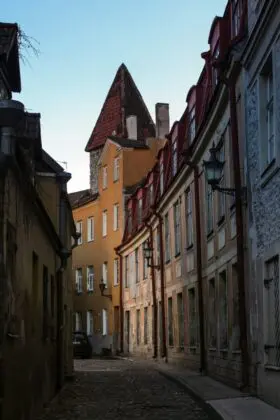 estonia-tallinn-ekaterina-boltaga-uoi1ZguiXMk-unsplash