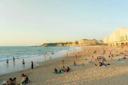france-Biarritz-andri-klopfenstein-HiVCdzQRRYA-unsplash