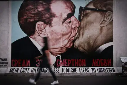 germany-berlin-jeison-higuita-KSNkTaUmHKk-unsplash