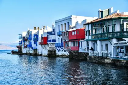 greece-Mykonos-snapsaga-JWJxtG0Gwg4-unsplash