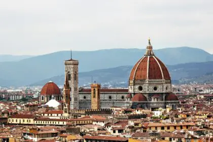 italy-florence-jonathan-korner-pRU-VnBVJMQ-unsplash