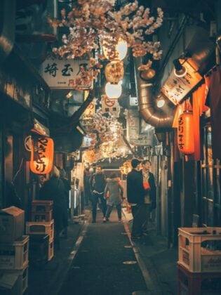 japan-tokyo-yoav-aziz-tKCd-IWc4gI-unsplash